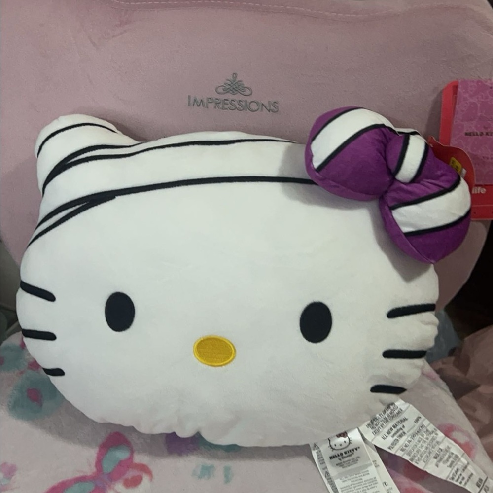 hello kitty halloween mummy pillow